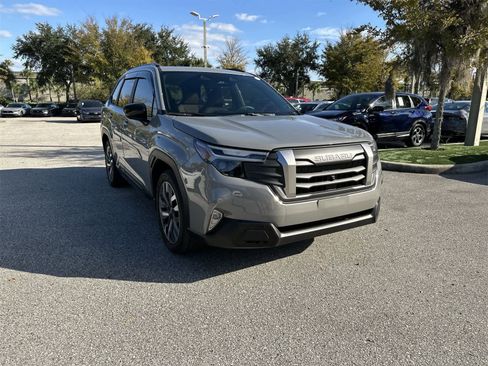 Used 2025 Subaru Forester Touring image 8