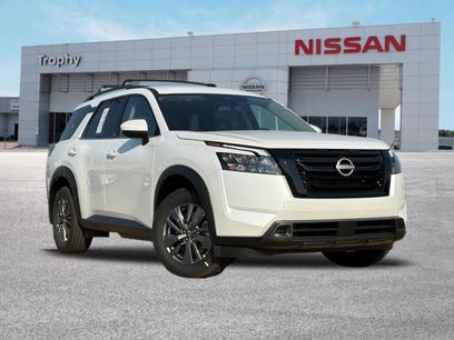 New 2025 Nissan Pathfinder SV