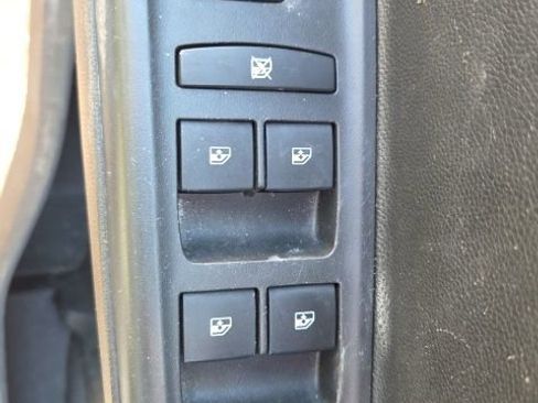 Used 2020 Chevrolet Spark LT image 19