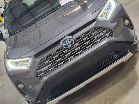 Used 2021 Toyota RAV4 XSE image 19
