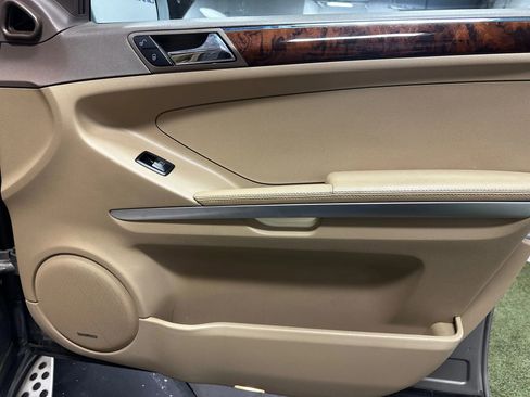 Used 2008 Mercedes-Benz ML 550 4MATIC image 27