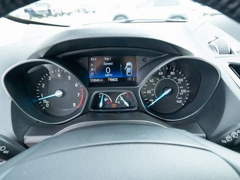 Used 2019 Ford Escape Titanium image 18