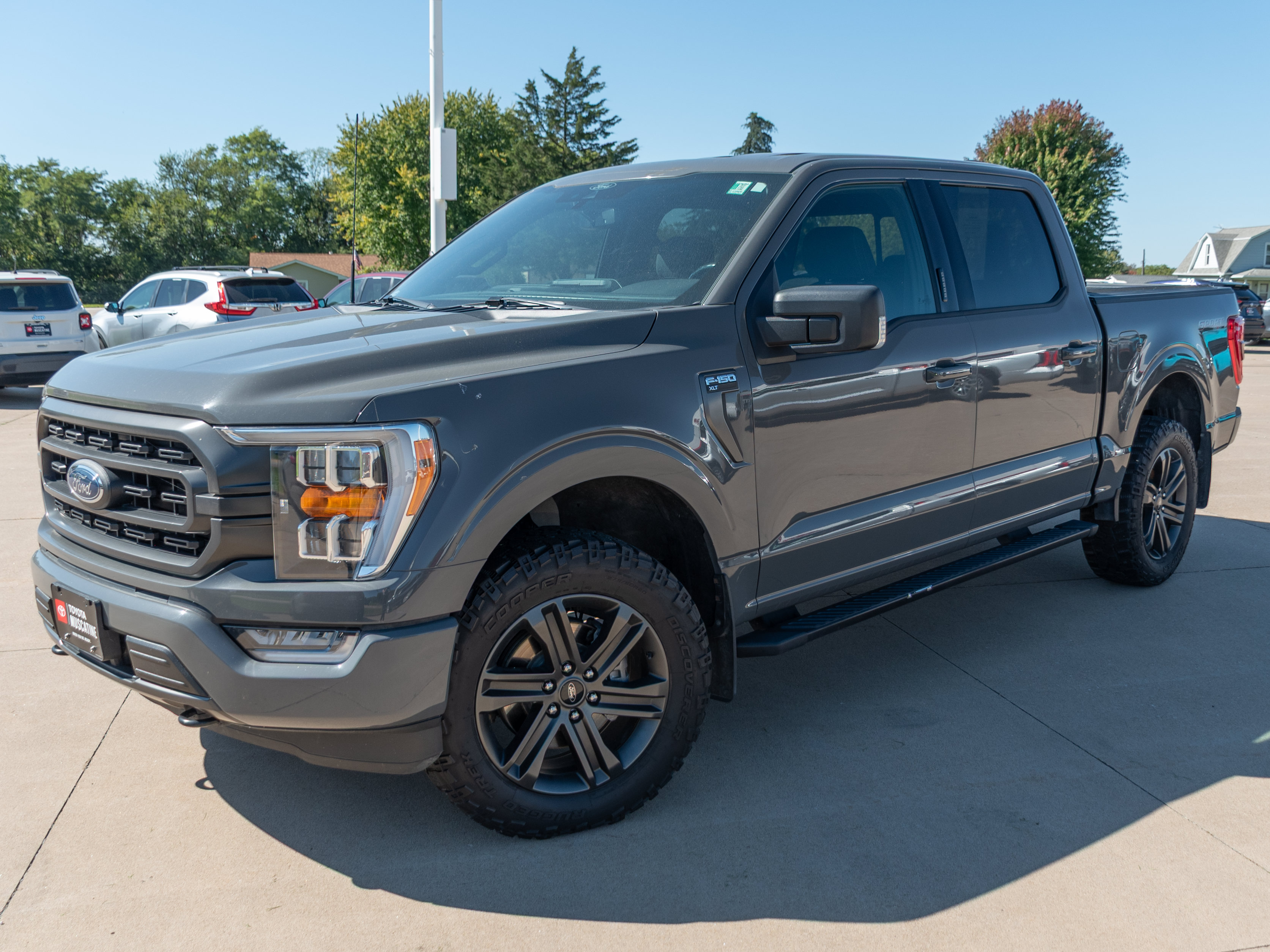 Used 2021 Ford F150 XLT w/ Equipment Group 302A High AWD/4WD image 5