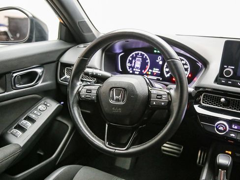 Used 2022 Honda Civic Sport image 16