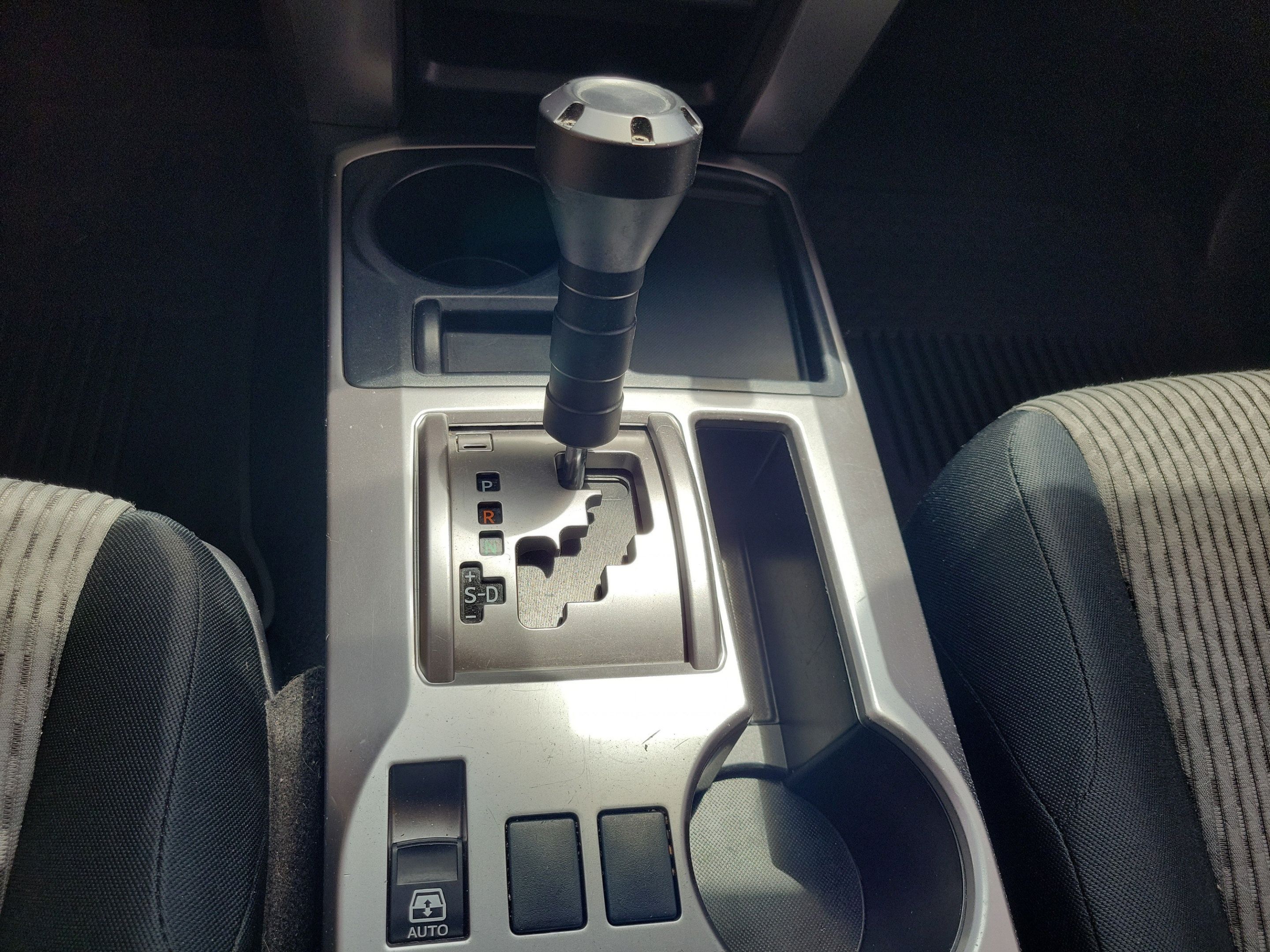 Used 2016 Toyota 4Runner SR5 RWD image 32