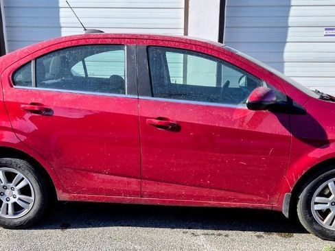 Used 2015 Chevrolet Sonic LT FWD image 5