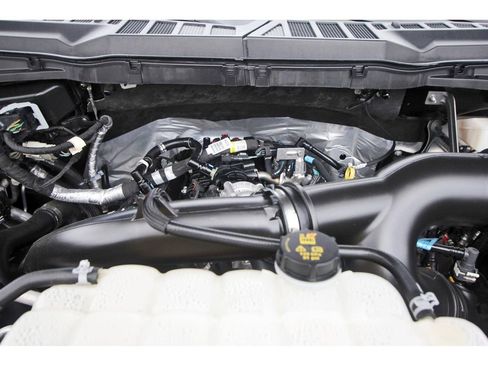 Certified 2024 Ford F150 XLT w/ Equipment Group 302A MID image 34