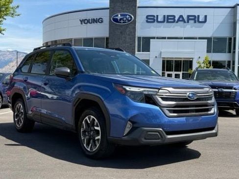 Used 2026 Subaru Forester Premium AWD/4WD image 1