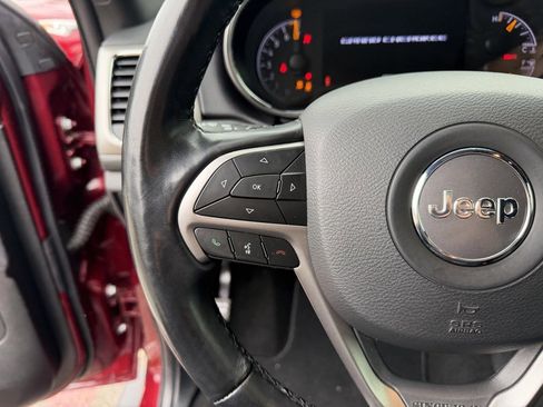 Used 2021 Jeep Grand Cherokee Laredo X image 19