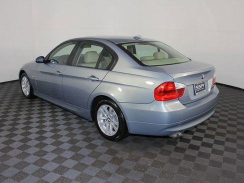 Used 2006 BMW 325xi Sedan image 6