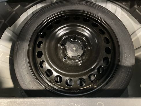 Used 2022 Chevrolet Equinox LT image 32