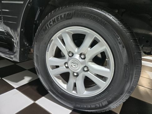 Used 2006 Lexus LX 470 4WD image 43