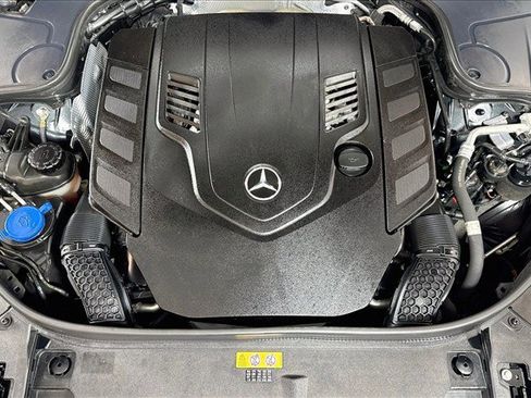 Used 2018 Mercedes-Benz S 560 Sedan image 29
