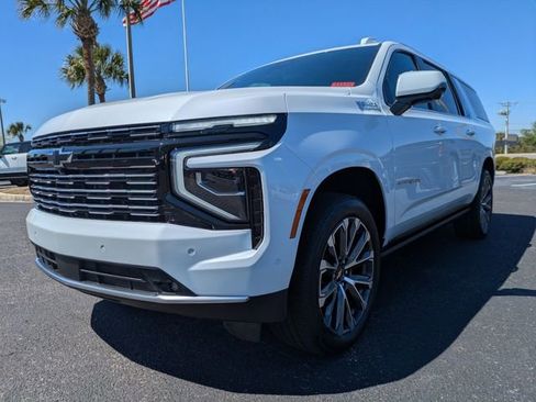 New 2026 Chevrolet Suburban High Country AWD/4WD image 8