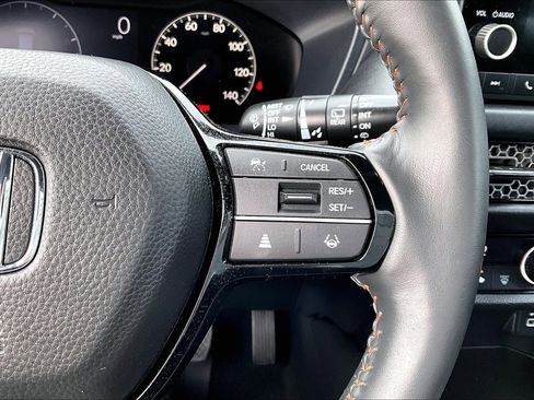 Used 2024 Honda HR-V Sport image 11