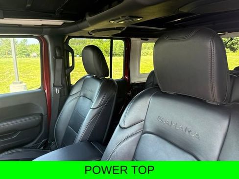 Used 2021 Jeep Wrangler Unlimited Sahara w/ Uconnect 4C Nav & Sound Group AWD/4WD image 14