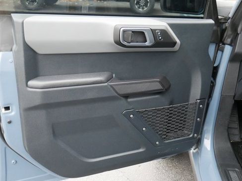 Used 2024 Ford Bronco Black Diamond image 11