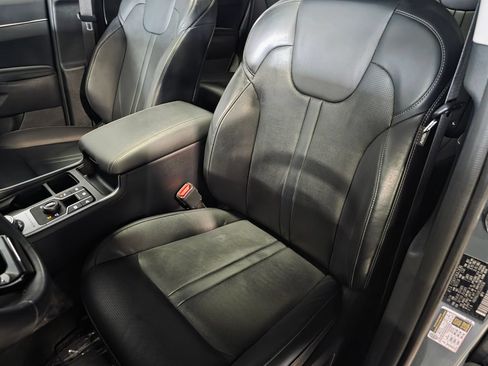 Used 2025 Kia Sorento EX w/ EX Panoramic Sunroof Package AWD/4WD image 13