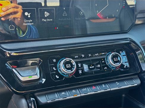 Used 2022 GMC Sierra 1500 AT4 w/ AT4 Preferred Package image 19