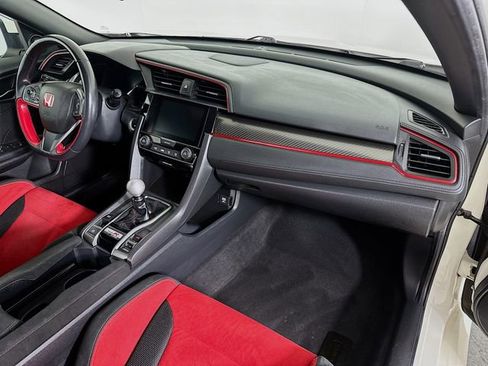 Certified 2018 Honda Civic Type R image 31