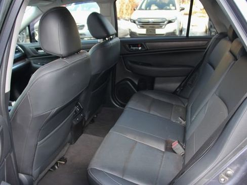 Used 2016 Subaru Outback 3.6R Limited image 29