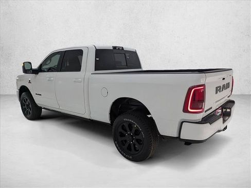 New 2026 RAM 2500 Laramie AWD/4WD image 8