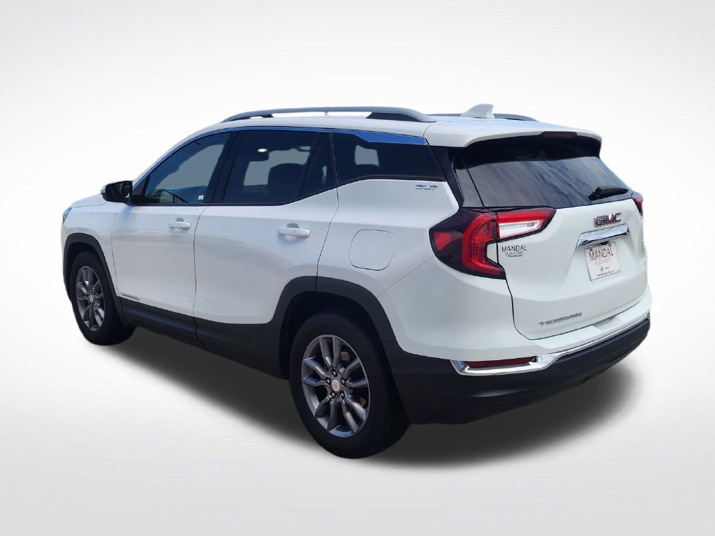 Used 2023 GMC Terrain SLT FWD image 8