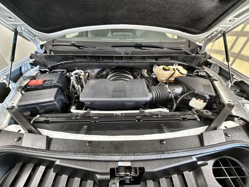 Used 2022 GMC Yukon XL SLT w/ SLT Premium Package image 29