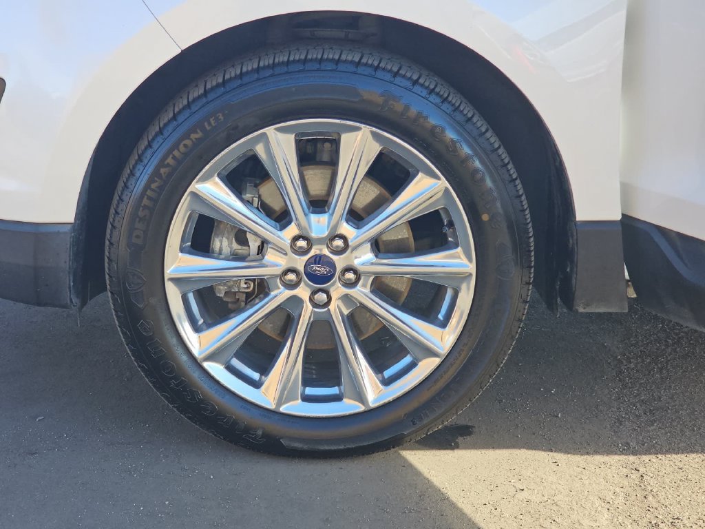 Used 2017 Ford Edge Titanium AWD/4WD image 37
