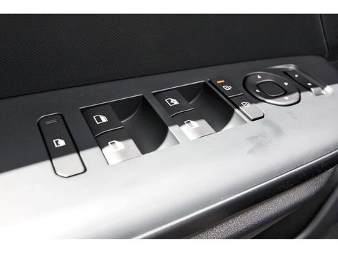 New 2026 Kia K4 FWD image 16