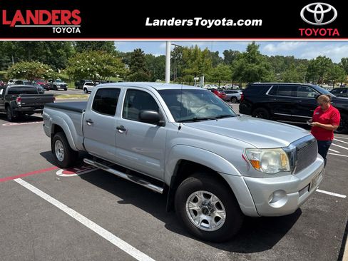 Used 2011 Toyota Tacoma 4x4 Double Cab w/ SR5 Pkg #2 image 1