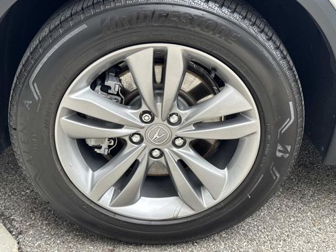 Used 2024 Acura MDX SH-AWD image 11
