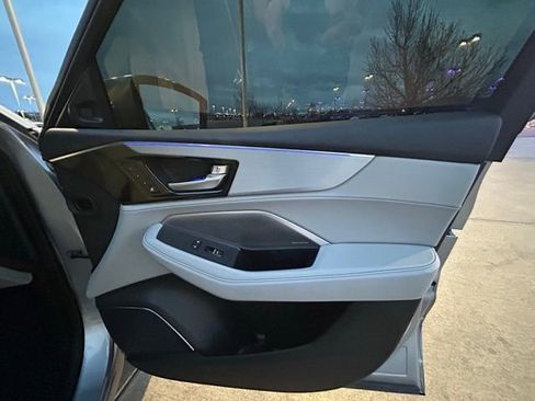 Used 2025 Acura MDX w/ Technology Package image 27