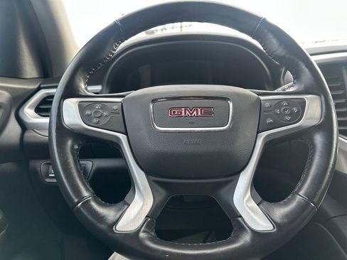 Used 2022 GMC Acadia SLT w/ Trailering Package image 7