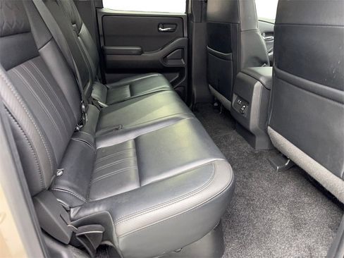Used 2022 Nissan Frontier Pro-X w/ Pro-X Premium Package image 40