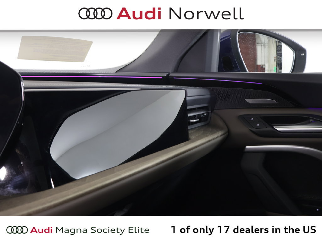 Used 2025 Audi Q5 Premium Plus w/ Premium Plus AWD/4WD image 8