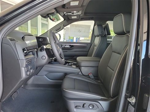 New 2026 Chevrolet Tahoe Premier image 12