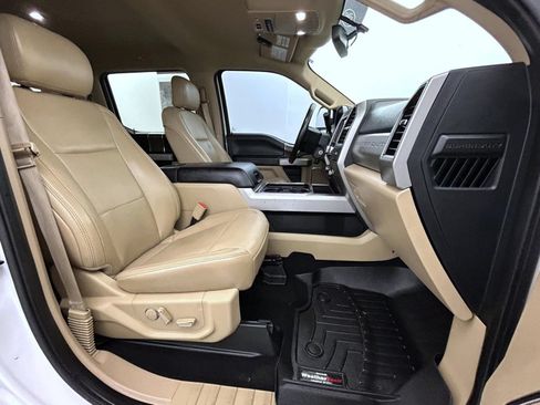 Used 2019 Ford F250 Lariat w/ Chrome Package AWD/4WD image 15