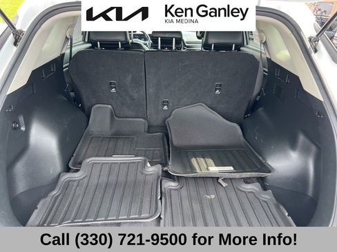 Certified 2024 Kia Sportage EX image 52