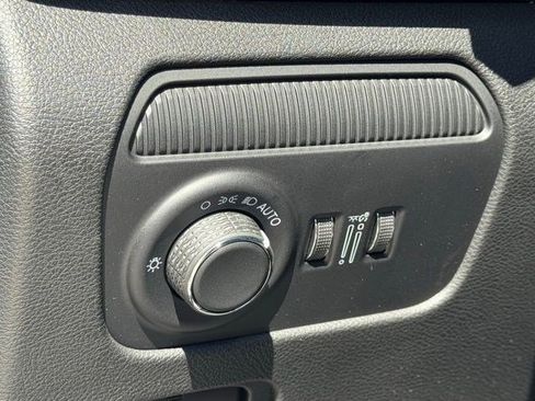 New 2026 Jeep Grand Wagoneer Limited AWD/4WD image 15