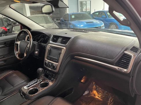 Used 2015 GMC Acadia Denali image 37