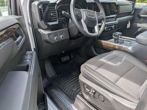 New 2026 GMC Sierra 1500 Elevation w/ X31 Off-Road Package AWD/4WD image 12
