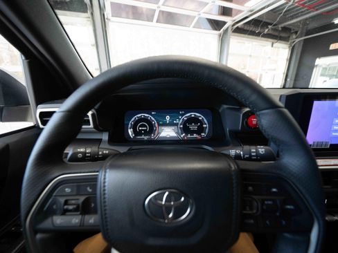 New 2025 Toyota 4Runner TRD Sport image 15