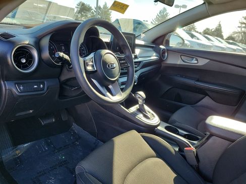 Used 2019 Kia Forte LXS image 19