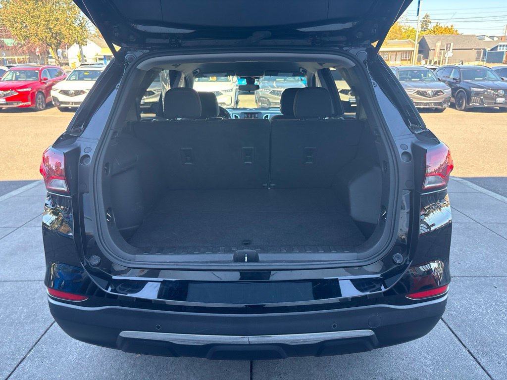 Used 2023 Chevrolet Equinox LT AWD/4WD image 30