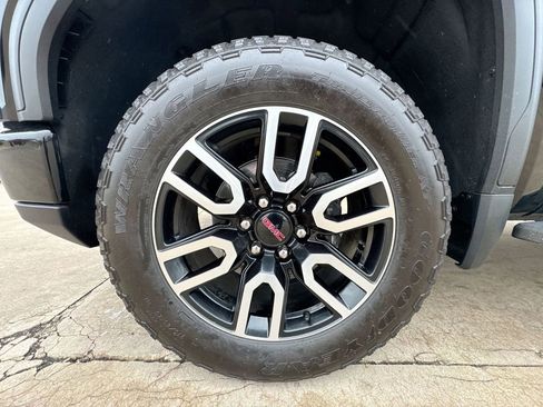 Certified 2024 GMC Sierra 1500 AT4 w/ Technology Package image 35