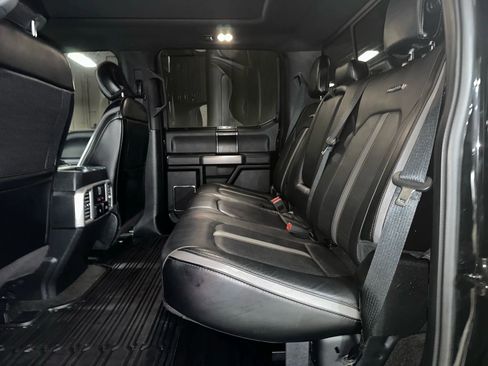 Used 2018 Ford F450 Platinum w/ Platinum Ultimate Package image 16