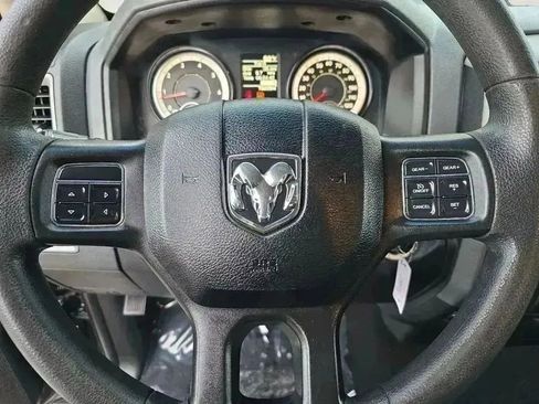Used 2018 RAM 1500 Express image 12