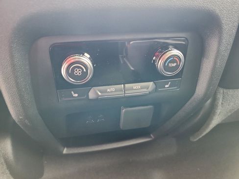 New 2026 GMC Acadia Denali w/ Super Cruise Package image 9