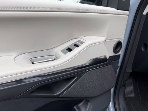 New 2026 Lincoln Navigator Reserve AWD/4WD image 14